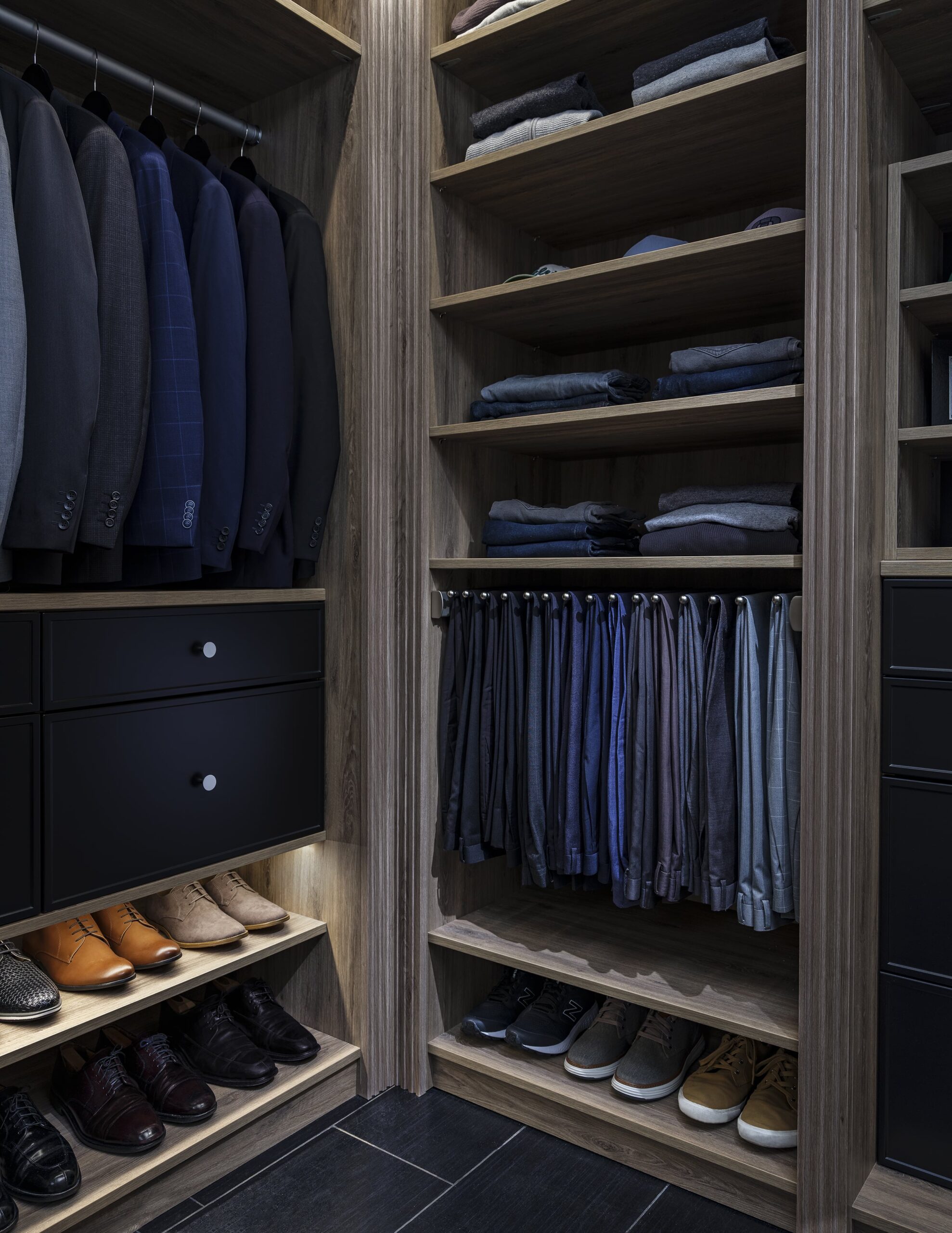 Modern slim shaker closet in New Dundee
