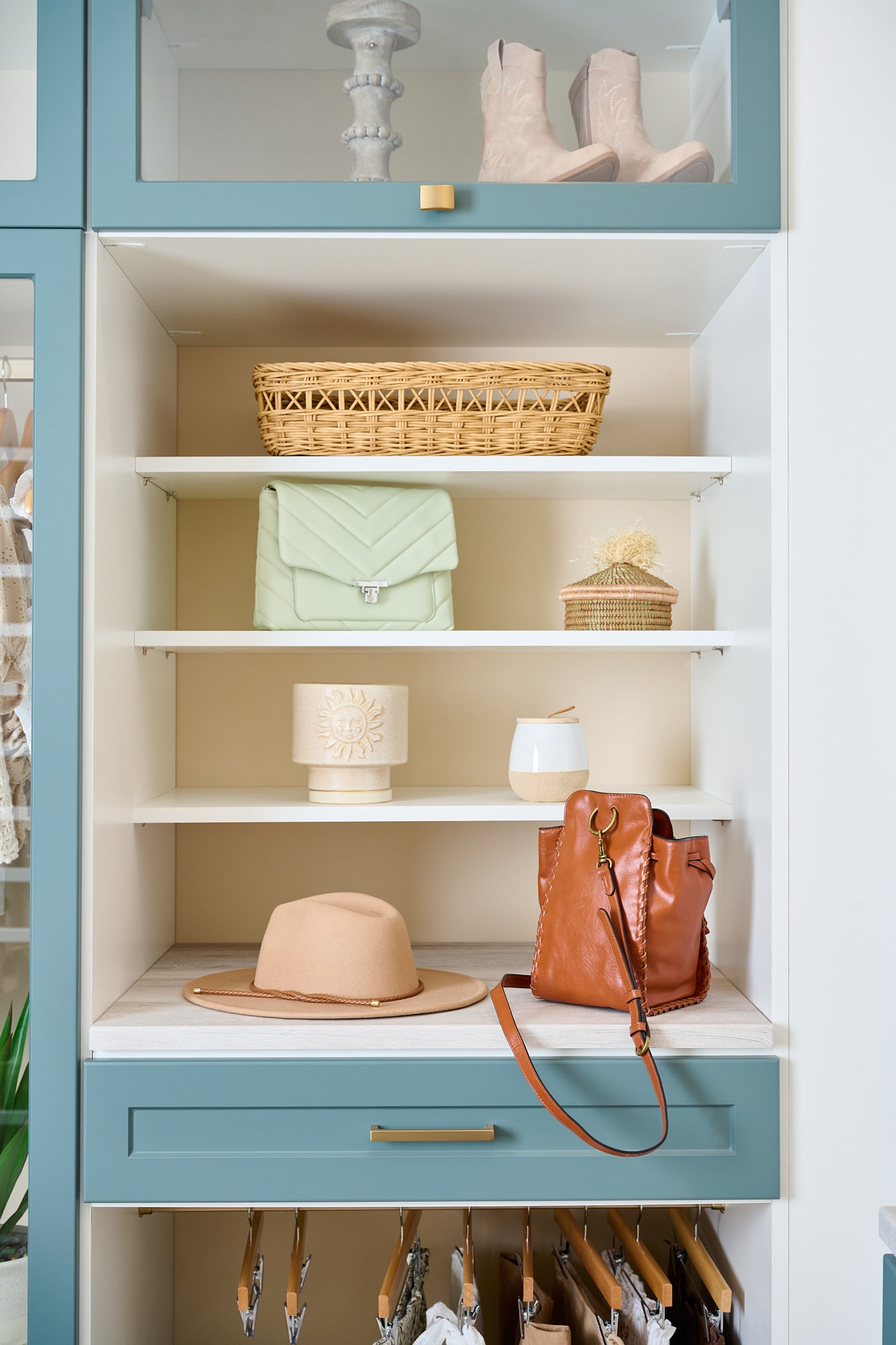 Custom closet shelving in Erin