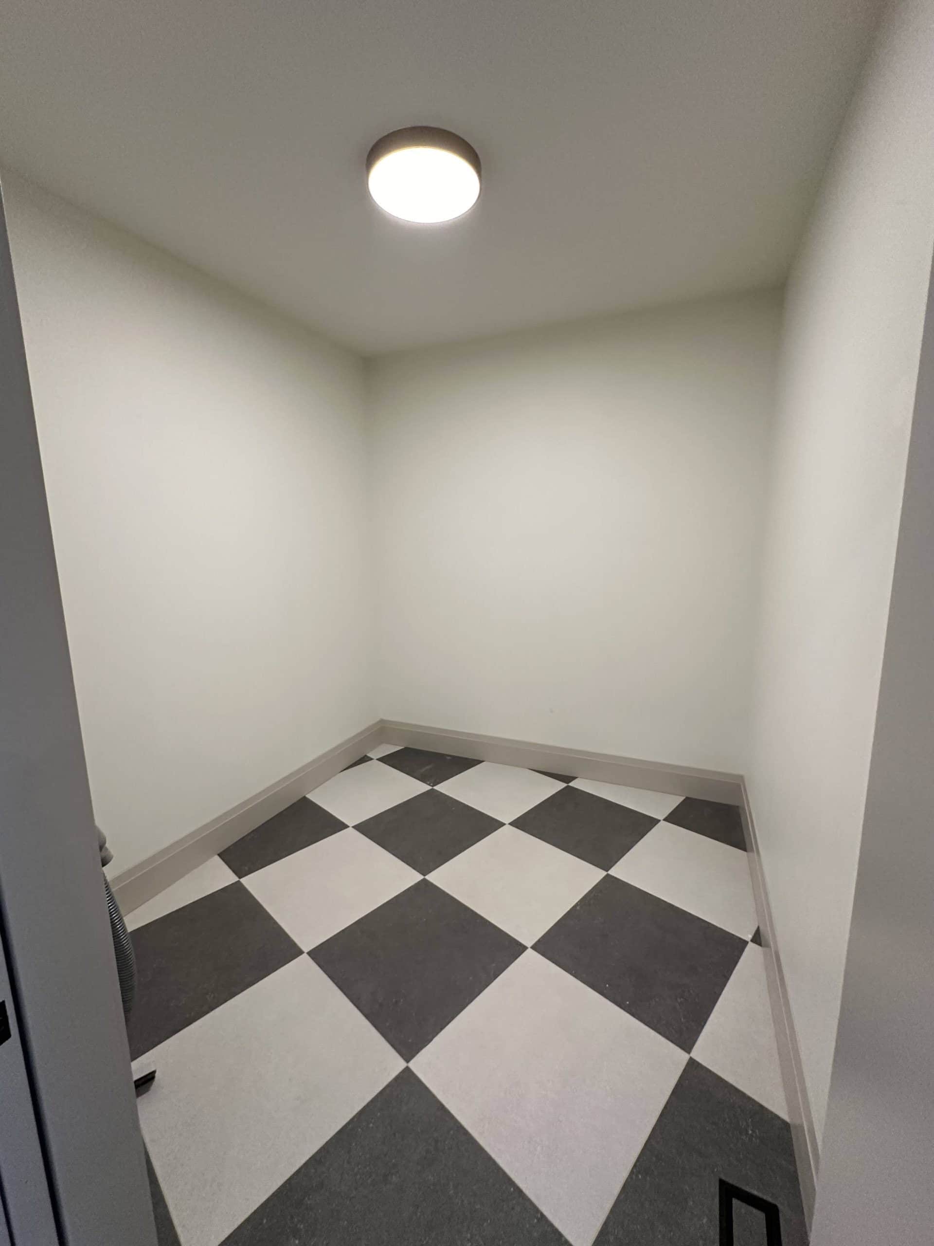 Mudroom before scaled