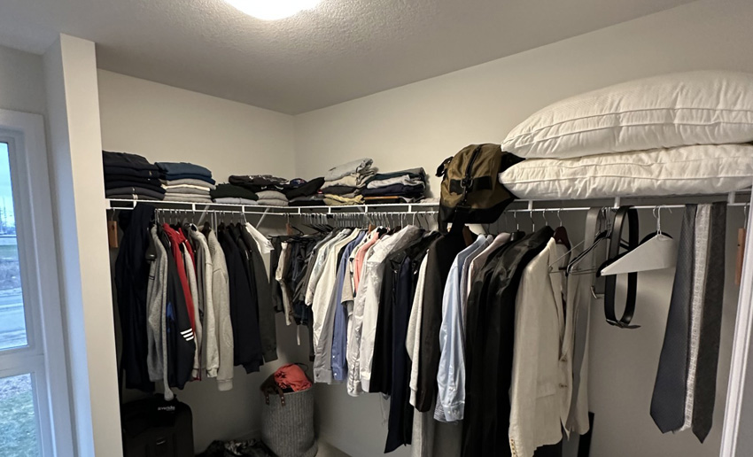 Drift and Raven Slim Shaker Closet Oct 2022-min
