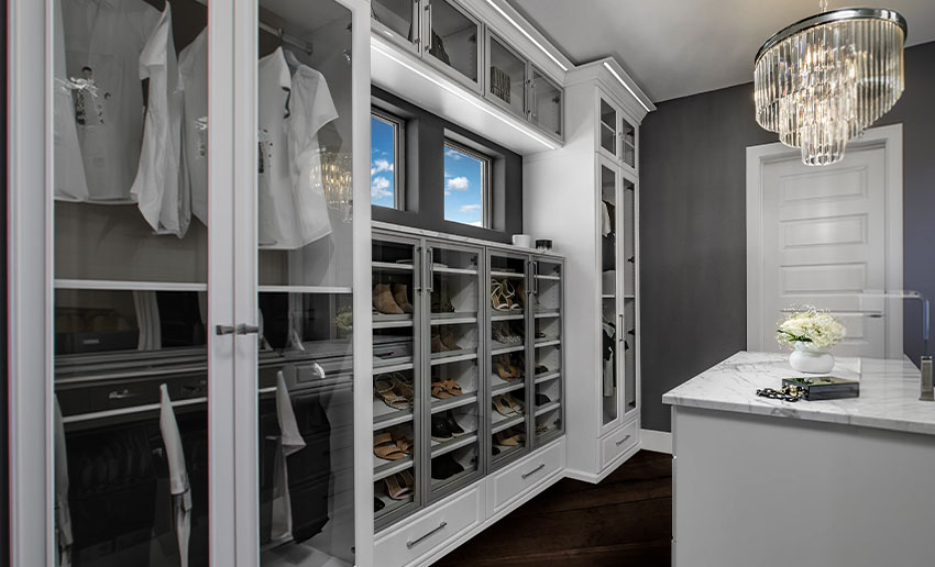 Top signs your home needs a custom closet upgrade